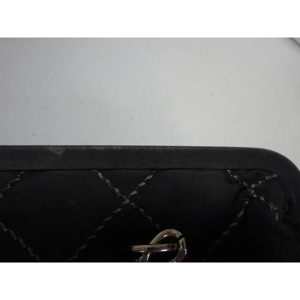Vera Bradley Black Quilted Microfiber Kiss Lock Frame Handbag Floral Lining 3648